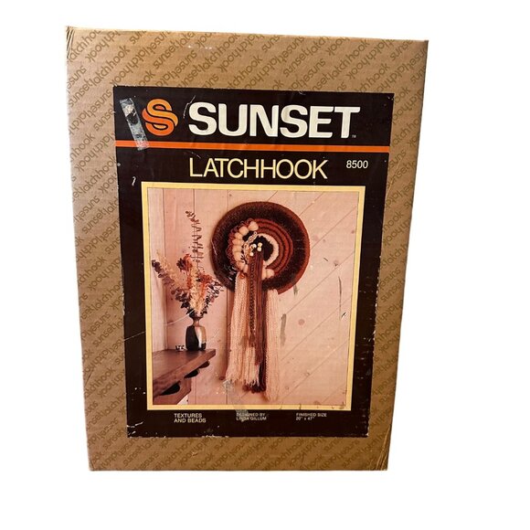 Vintage Sunset Latchhook Wall Hanging Kit Textures & Beads Hippie-core 20x47 New